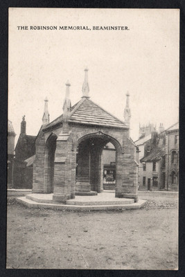 Postkarte Beaminster bei Bridport Dorset Dorf Robinson Memorial von Hine Bros