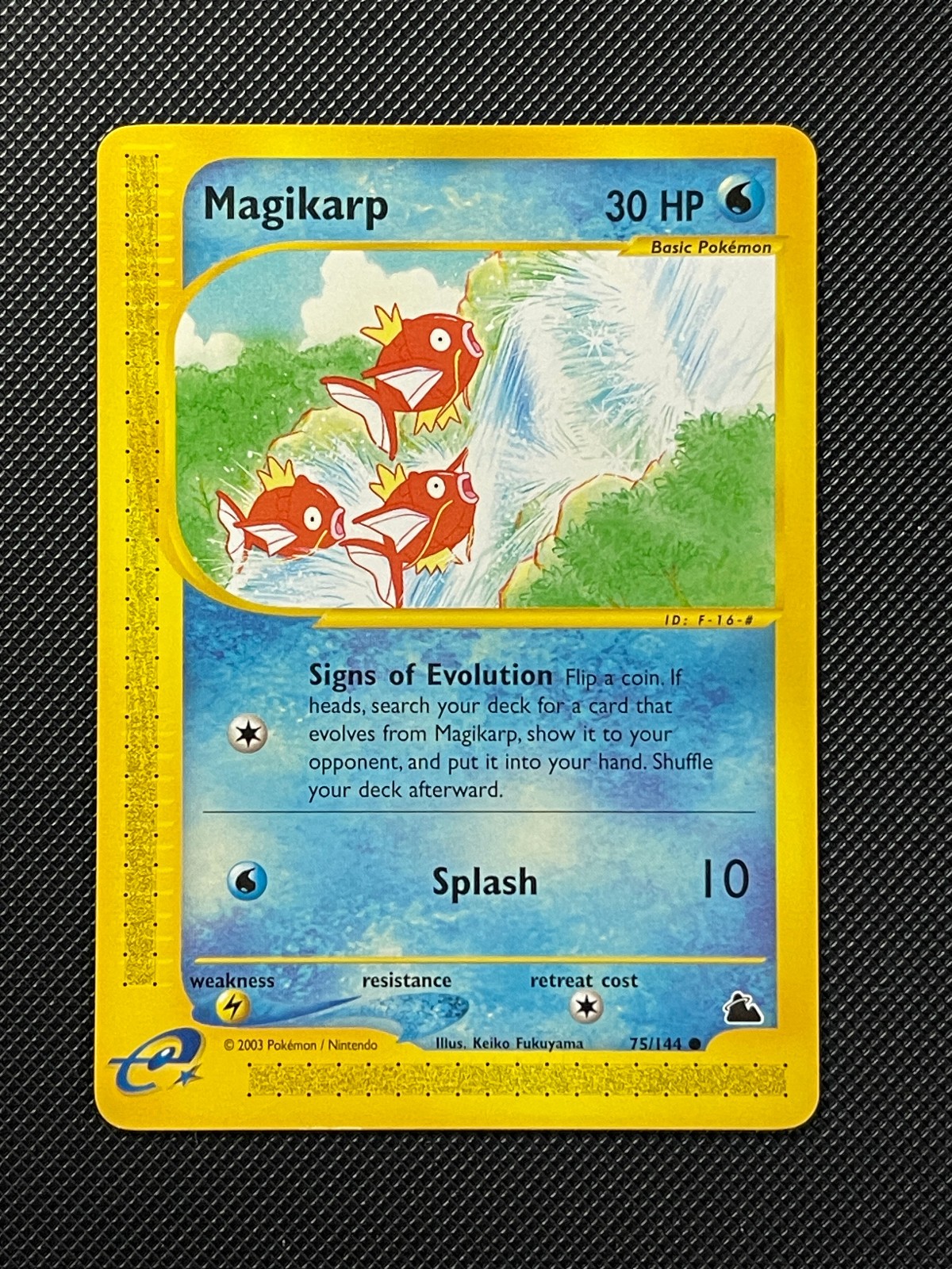 Magikarp - 75/144 - Common Pokemon Skyridge NM