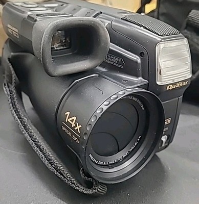 Quasar VM-L153 Palmcorder VHSC 700x Digital Zoom Camcorder AC Direct Power