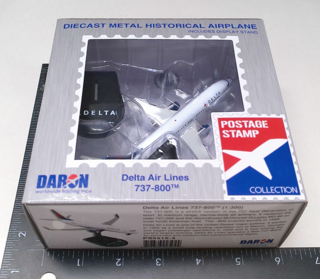 1:300 Delta Boeing 737-800 Commercial Jet Plane by Daron Stamp
