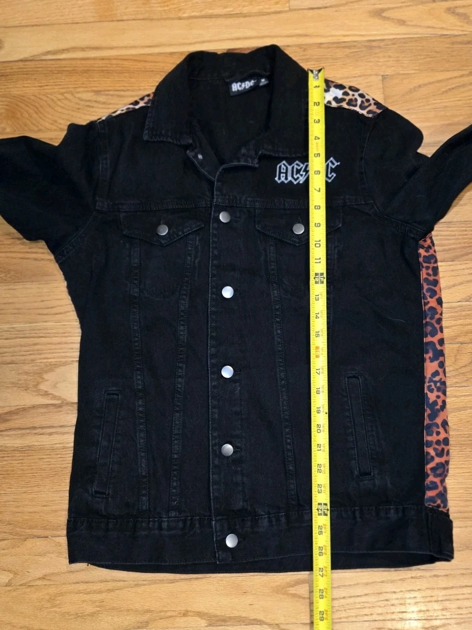 AC/DC Black Denim Leopard Print Album Titles Trucker Jacket Medium - product detail image 8