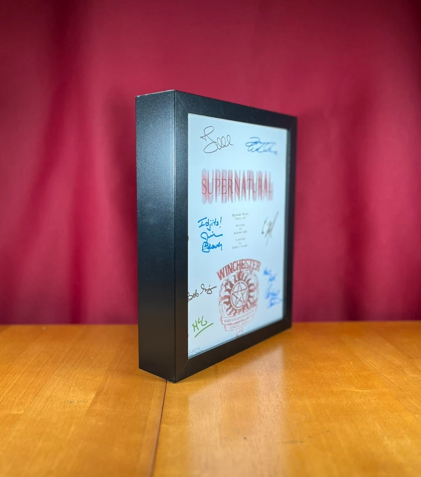 Piloto sobrenatural y guiones finales de serie firmados - reimpresiones de autógrafos Foto 4 de 4