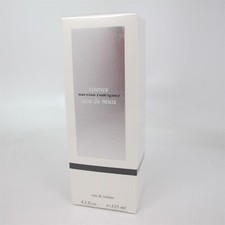 Essence Narciso Rodriguez perfume - a fragrância Feminino 2009