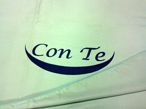 Asciugamani e salviette verde per il bagno