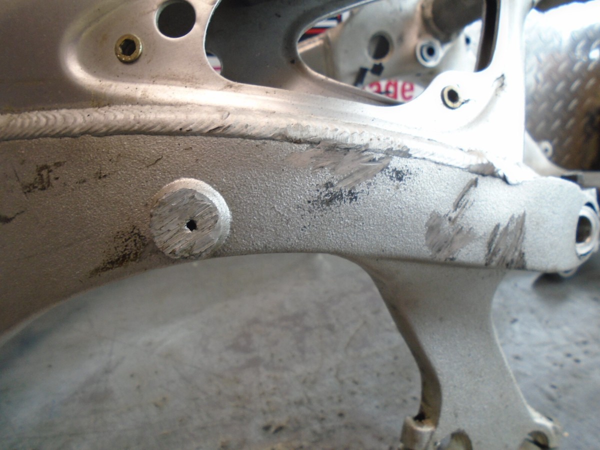 2000 99 02 Yamaha Yzf R6 Main Frame Chassis Ez Rgstr Cln Clr | eBay