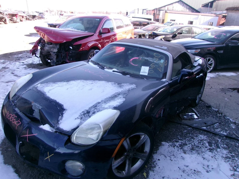 Puerta delantera derecha usada vidrio delantero se adapta a: Pontiac Solstice 2007 delantero derecho grado Foto 2 de 4