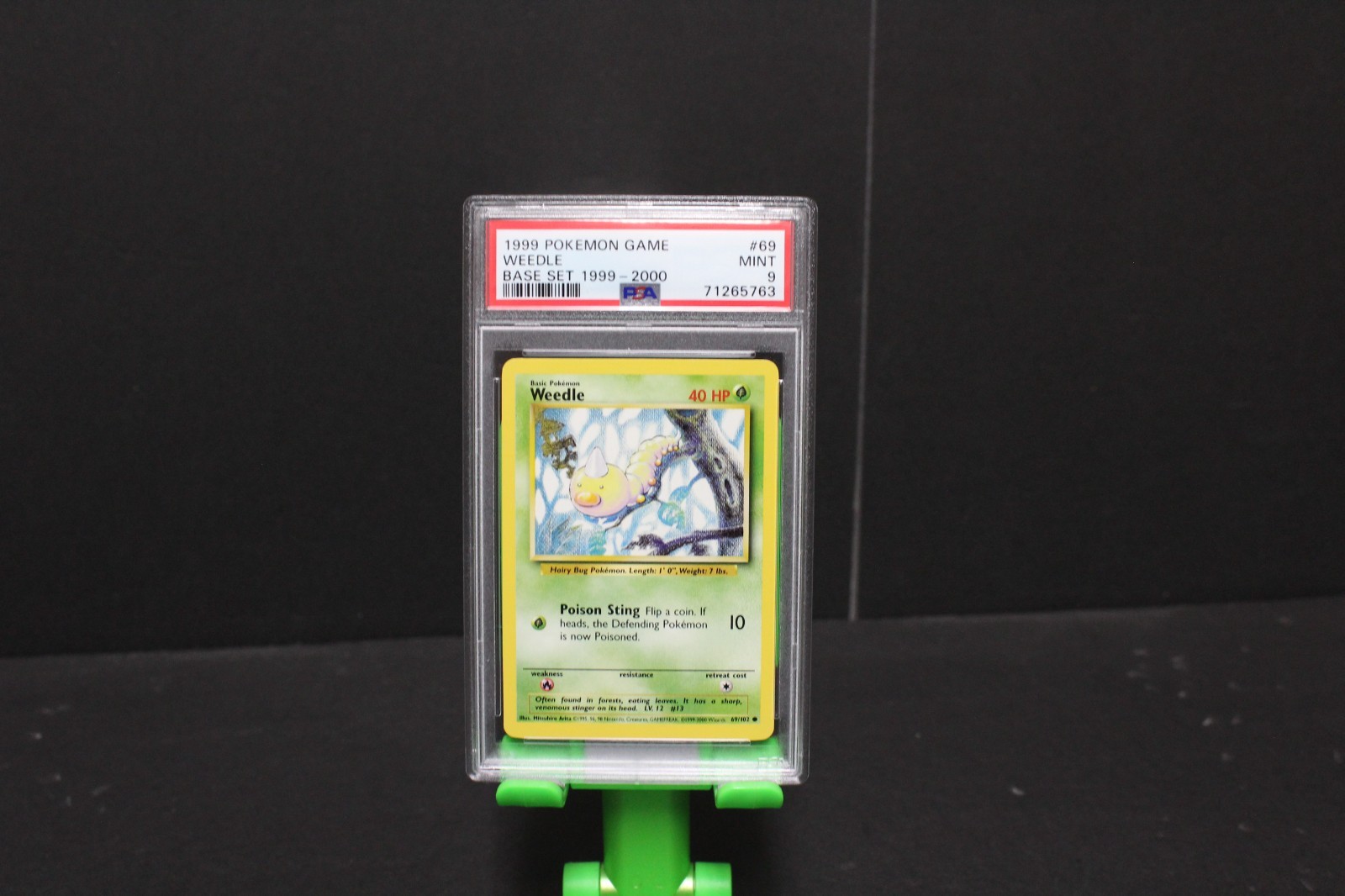 1999 Pokemon Game Base Set Shadowless Weedle #69 PSA 9 MINT