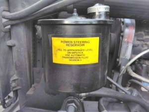 Replaces 1993 FREIGHTLINER FL80 POWER STEERING RESERVOIR 3909932