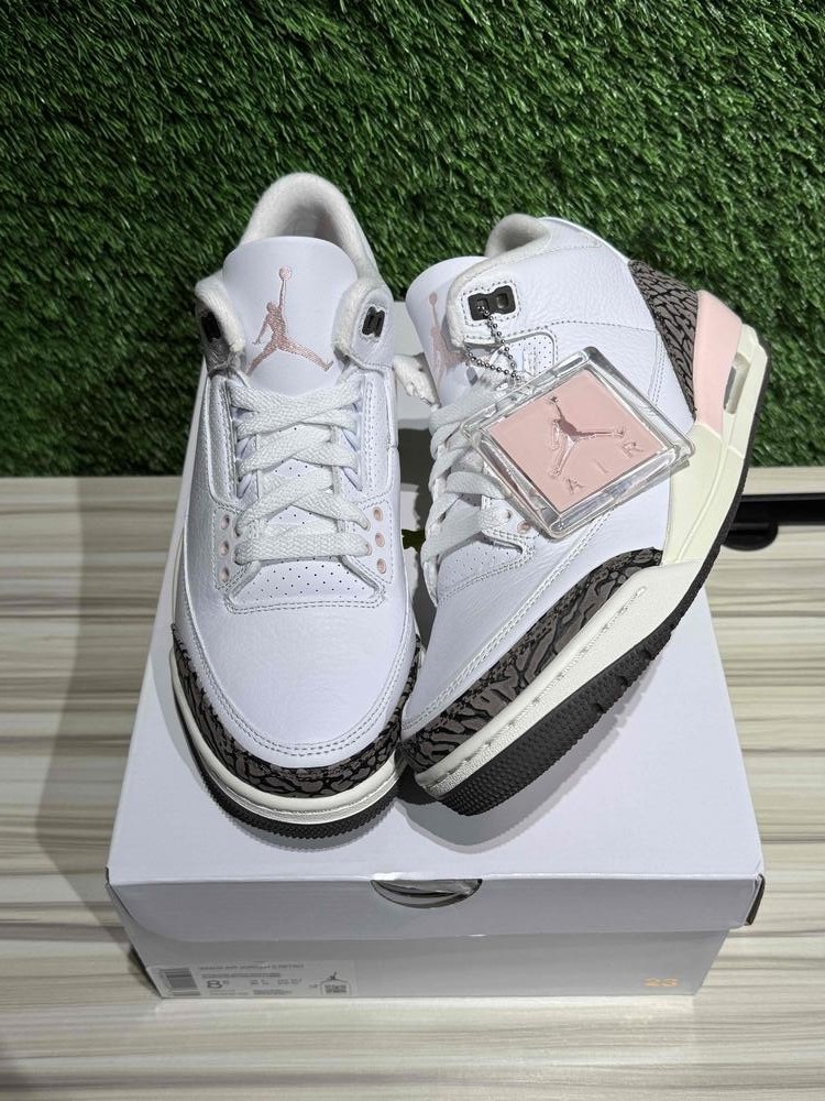 Size 7M/8.5W - Jordan 3 Retro Neapolitan Dark Mocha (Women's Size 7M/8.5W - Jordan 3 Retro Neapolitan Dark Mocha (Women's