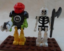 Lego Robots with Weapons pair of Minifigures E1