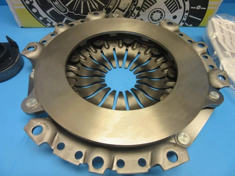 Transmisión manual. Kit de embrague y volante LUK para Mini Cooper Countryman Paceman 1,6 L Foto 2 de 4