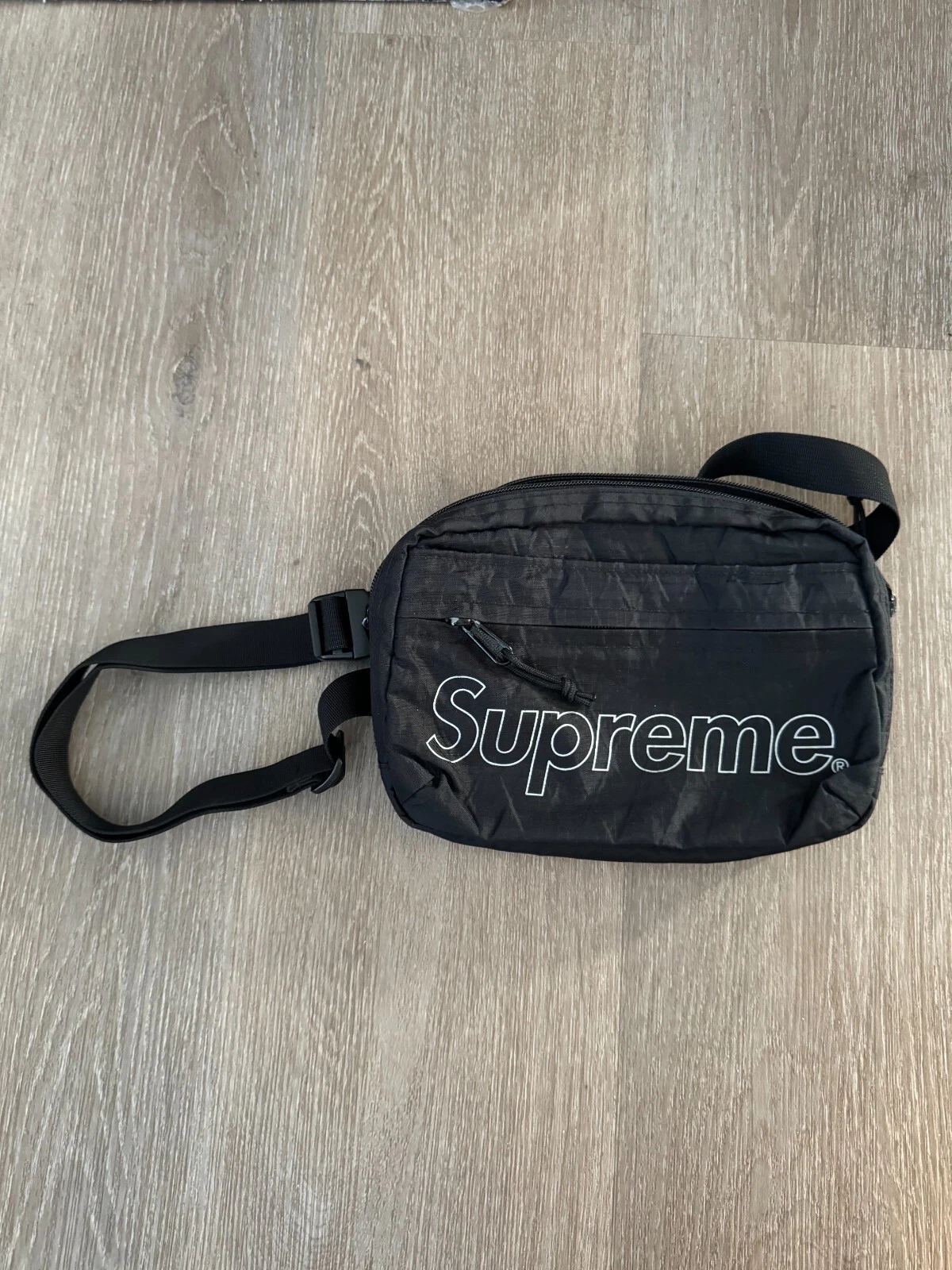 Sac bandoulière Supreme FW18 noir (SUPP061) (bon état) occasion rare