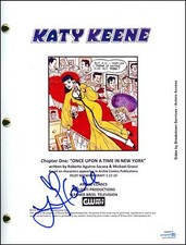 Lucy Hale "Pretty Little Liars" AUTOGRAPH Signed Full Pilot Episode Script ACOA