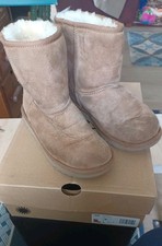 UGG - Kids Classic II Shearling Boot Size 2 Chestnut Brown