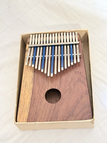 Vintage Hugh Tracey Treble Kalimba 17 Notes Musical Instrument Wood 1966 w Box