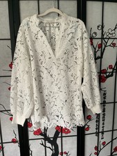 alice and olivia dress XL VNECK LONG SLEEVE ALL EMBROIDERED