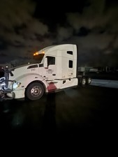 2019 Kenworth T680, Automatic, Sleeper, No Issues, Illinois
