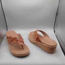 Skechers Arch Fit Beverlee Rare Blossom Thong Sandals Women's 6M Luggage A18