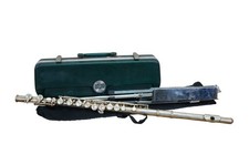 1971 Vintage Artley Student Flute Bundy Hard Case  Music Stand Band 314277