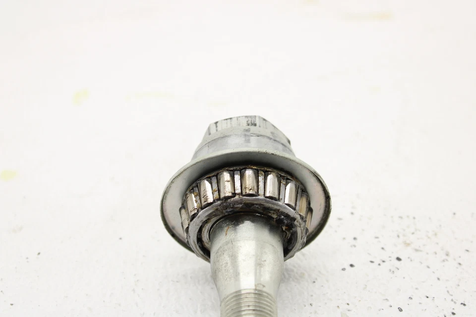 14-23 Harley-Davidson Road Glide Horquilla Vástago de dirección Perno Foto 2 de 4