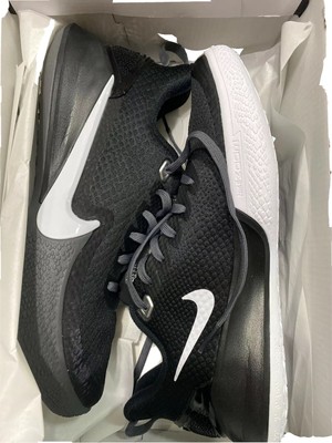 mamba focus white and grey