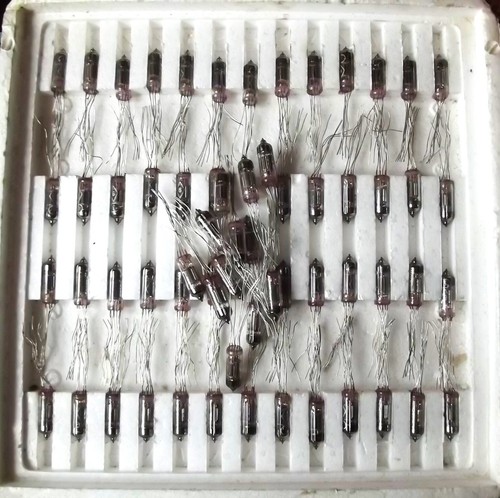 6J32B high-frequency pentode with a short characteristic. Same date. 1978. PCS 1 - Picture 4 of 12