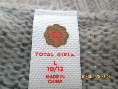 Total Girl long sleeves gray knit sweater with pink hearts in size L 10/12(girl) - Picture 10 of 11