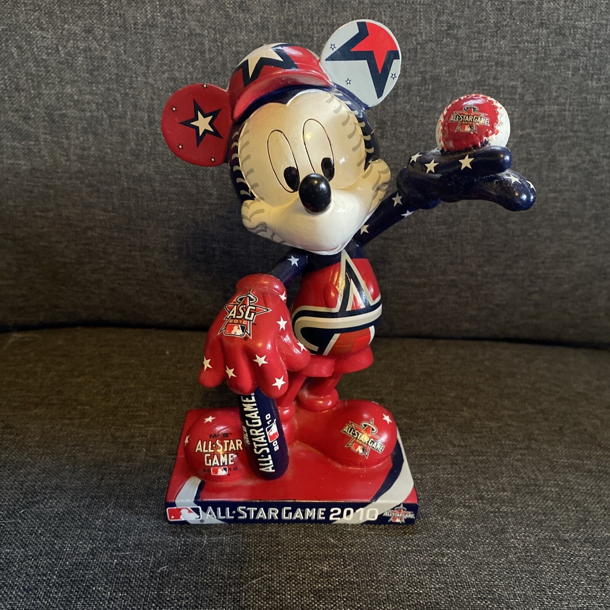 2010 MLB オールスターゲーム ミッキー マウス人形 完全限定 アナハイム 2010 MLB オールスターゲーム ミッキー マウス人形 完全限定