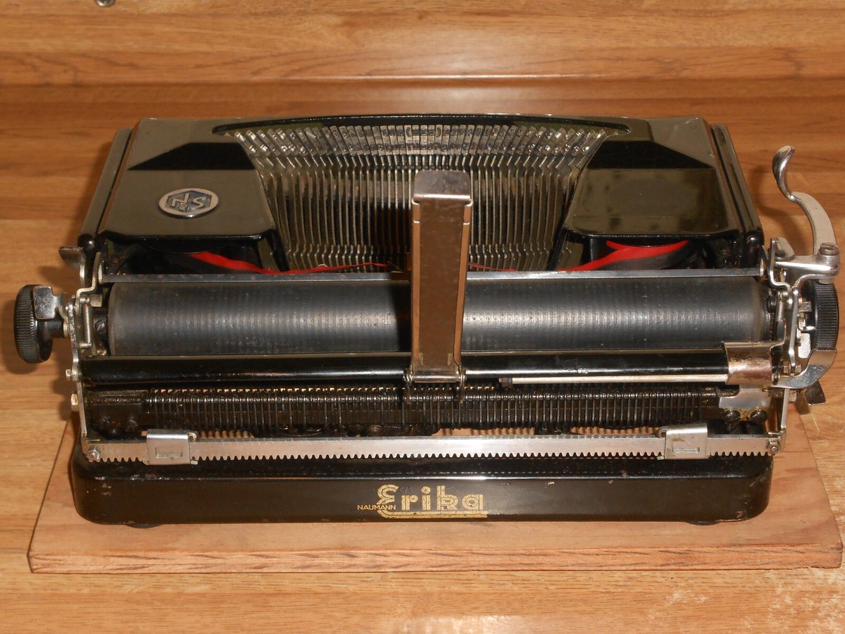 ERIKA SEIDEL NAUMANN 5 TAB PORTABLE MANUAL TYPEWRITER DRESDEN