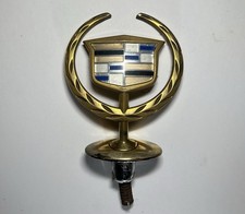 2000-2005 Cadillac Deville Hood Ornament Gold 2000-2005 Cadillac Deville Hood Ornament Gold
