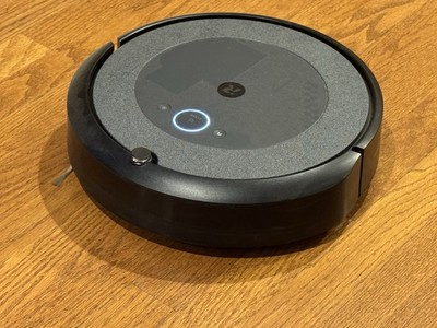 iRobot Roomba i4 EVO (4552 Robot Only) Robot Vacuum - Fully