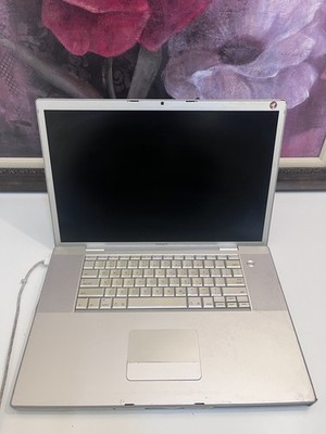 Apple MacBook Pro 17 Laptop MA092LL/A - Not Working For Parts