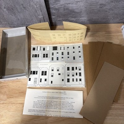 Holgate & Reynolds 3D Architectural Scale Building Town Display 600 Series HO