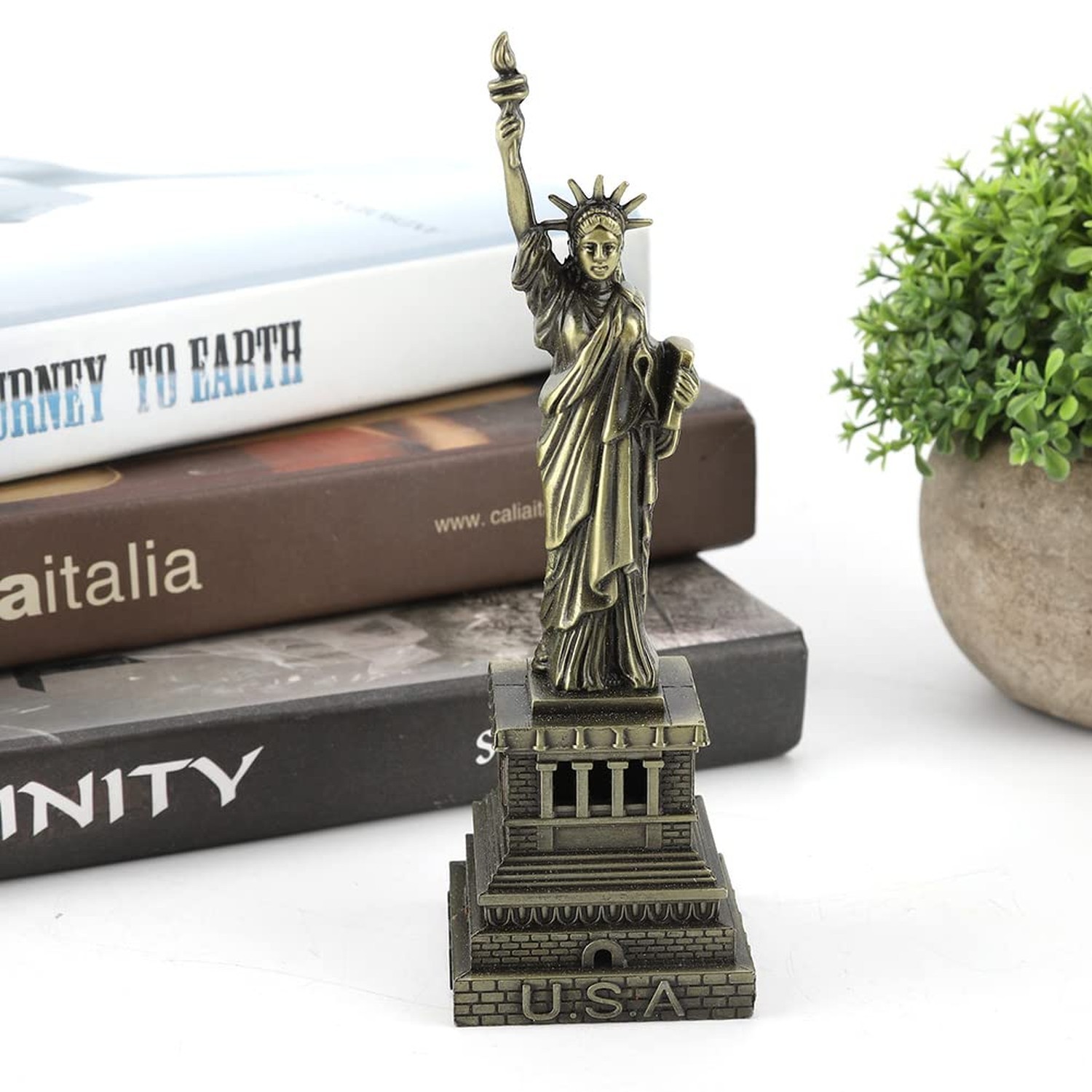 Topyond Statue of Liberty Figurine Souvenir, Metal Building Model, Souvenir a...