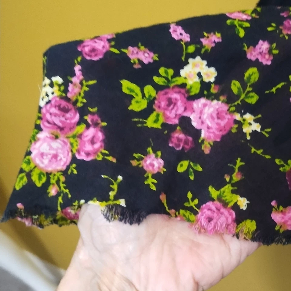 Maxi Falda Derek Corazón Negra Floral Algodón XL Boho Cottage Dobladillo Envejecido Foto 3 de 4