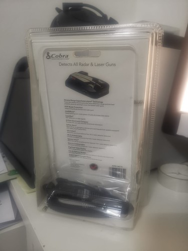 Cobra XRS-9670 Pro Radar Detector. Very hard to find, maybe the only one on eBay - Picture 10 of 10