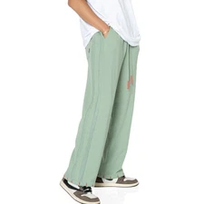 Konus Men's Wide Leg Sweatpants in Green