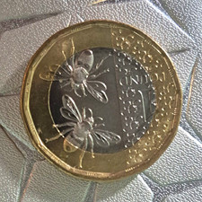 King Charles 2025 UK £1 One Pound Coin Bee Design