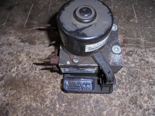 ABS Hydraulikblock Steuergerät P04721427 100511-8186  Chrysler Voyager 3 III