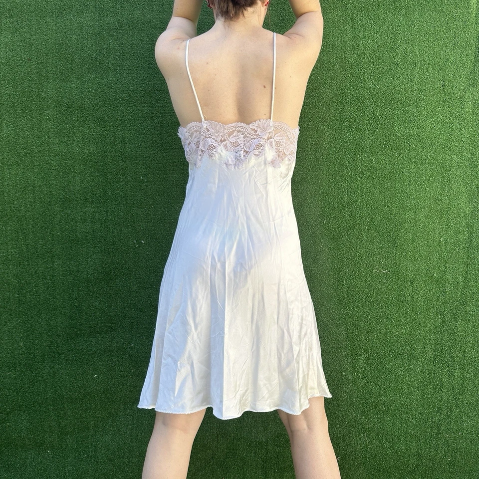 Vestido Christian Dior Vintage Hecho en Unión Crema 100% Seda Encaje Sin Mangas Talla Mediana Foto 3 de 4