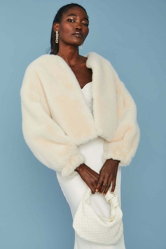 JAYLEY Cream Faux Fur Cropped Jacket 