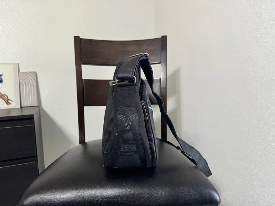 Bandolera vintage azul Slagenzer para computadora Foto 4 de 4