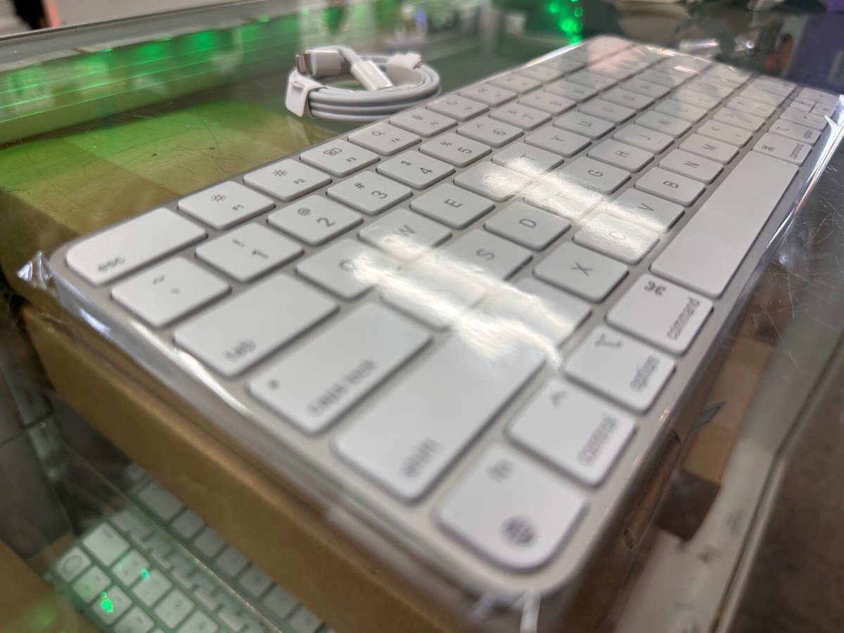 Apple Magic Keyboard with Touch ID for Mac Models with Apple