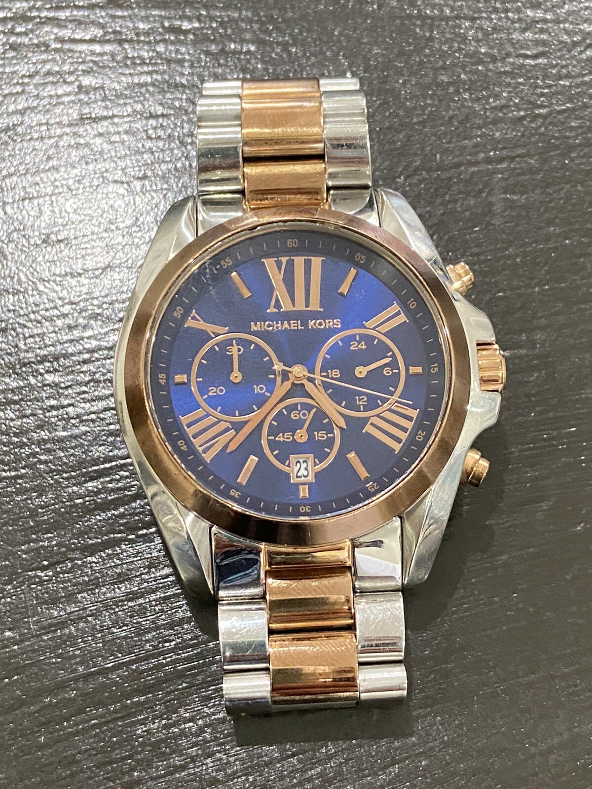 mk5606 watch