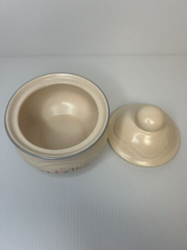 Pfaltzgraff Remembrance Round Covered Serving Dish Bowl with Lid Casserole - Picture 3 of 8