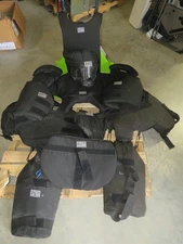 FIST STRIKE PRO MARTIAL ARTS POLICE TACTICAL TRAINING SUIT COMPLETE