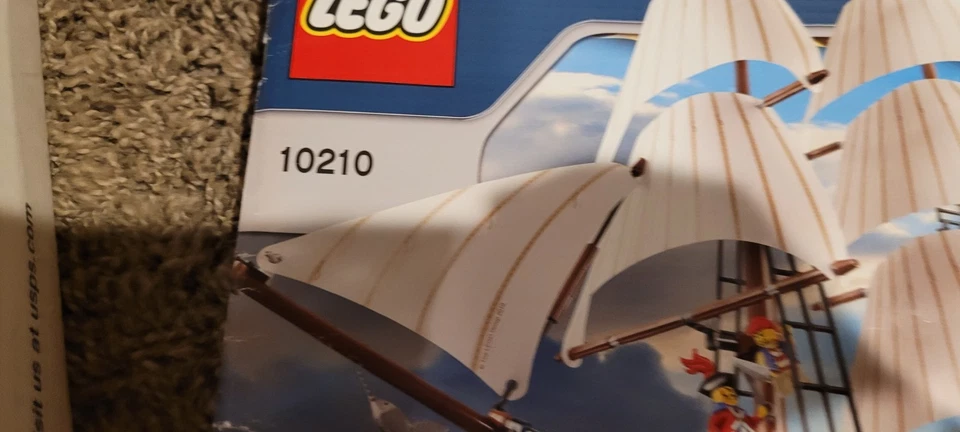 LEGO Creator Expert: Imperial Flagship (10210) 100% completo con figuras/libros Foto 3 de 4