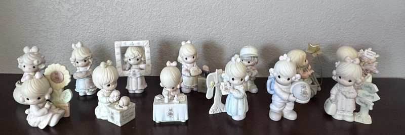 Precious Moments Symbol of Membership Figurine original box lot of 12 -1988-2000