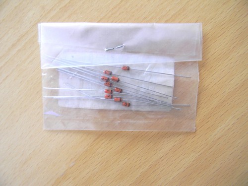 HZ6C3L Diode 2 Diodes - Picture 2 of 3