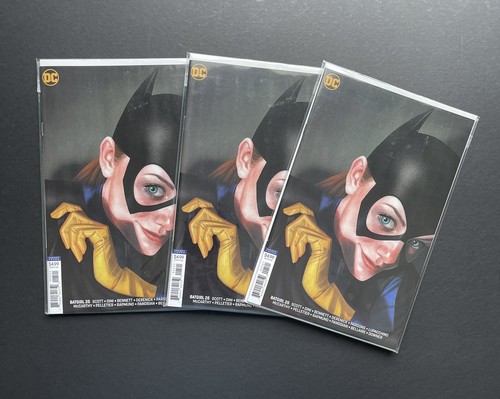 BATGIRL 7 x LOT #25 #29 Middleton #32 Chew Variant Covers 2019 DC Comics UNREAD - Picture 2 of 13
